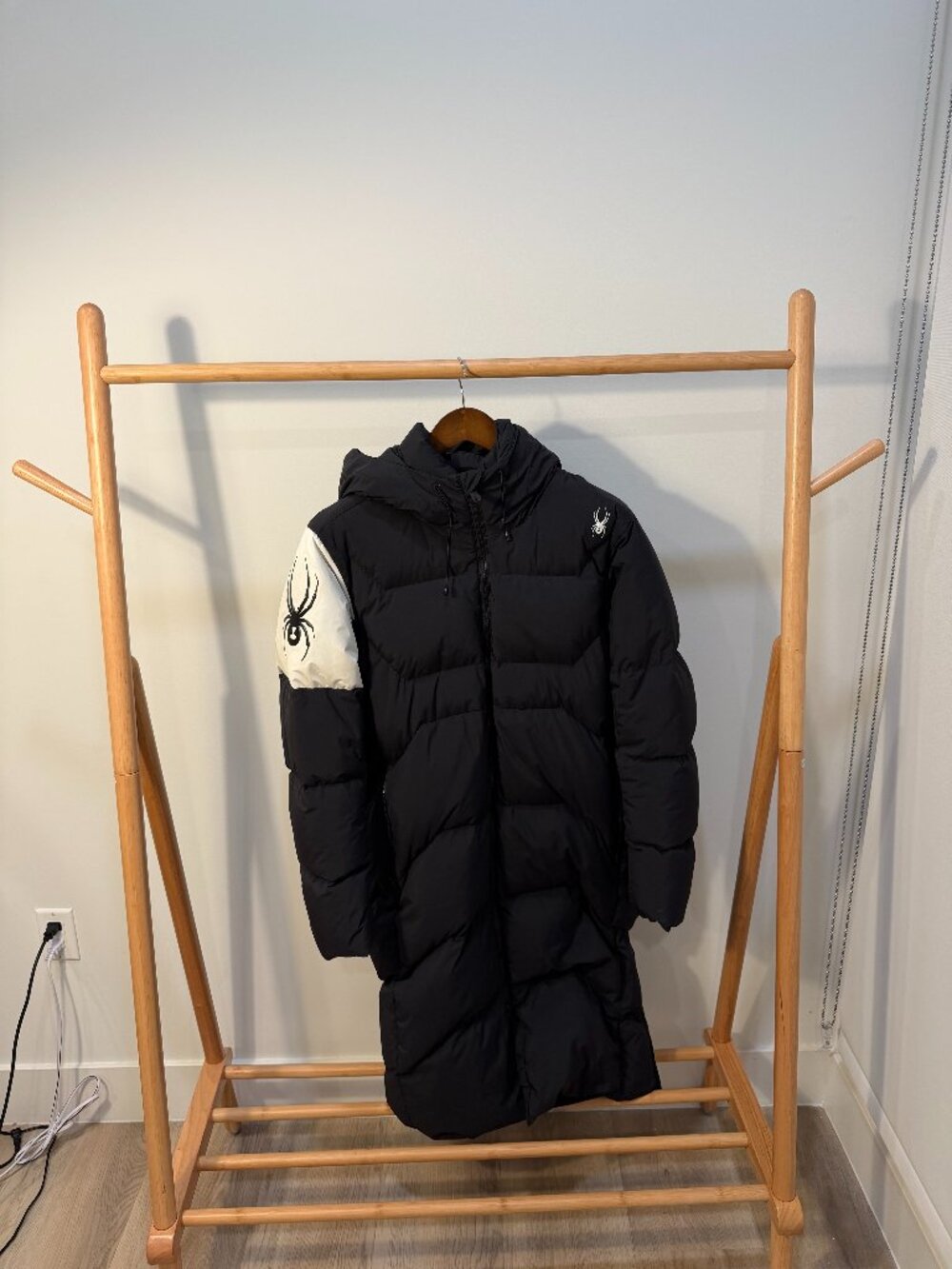 Premium SPYDER Long Puffer Jacket - Sporty & Warm